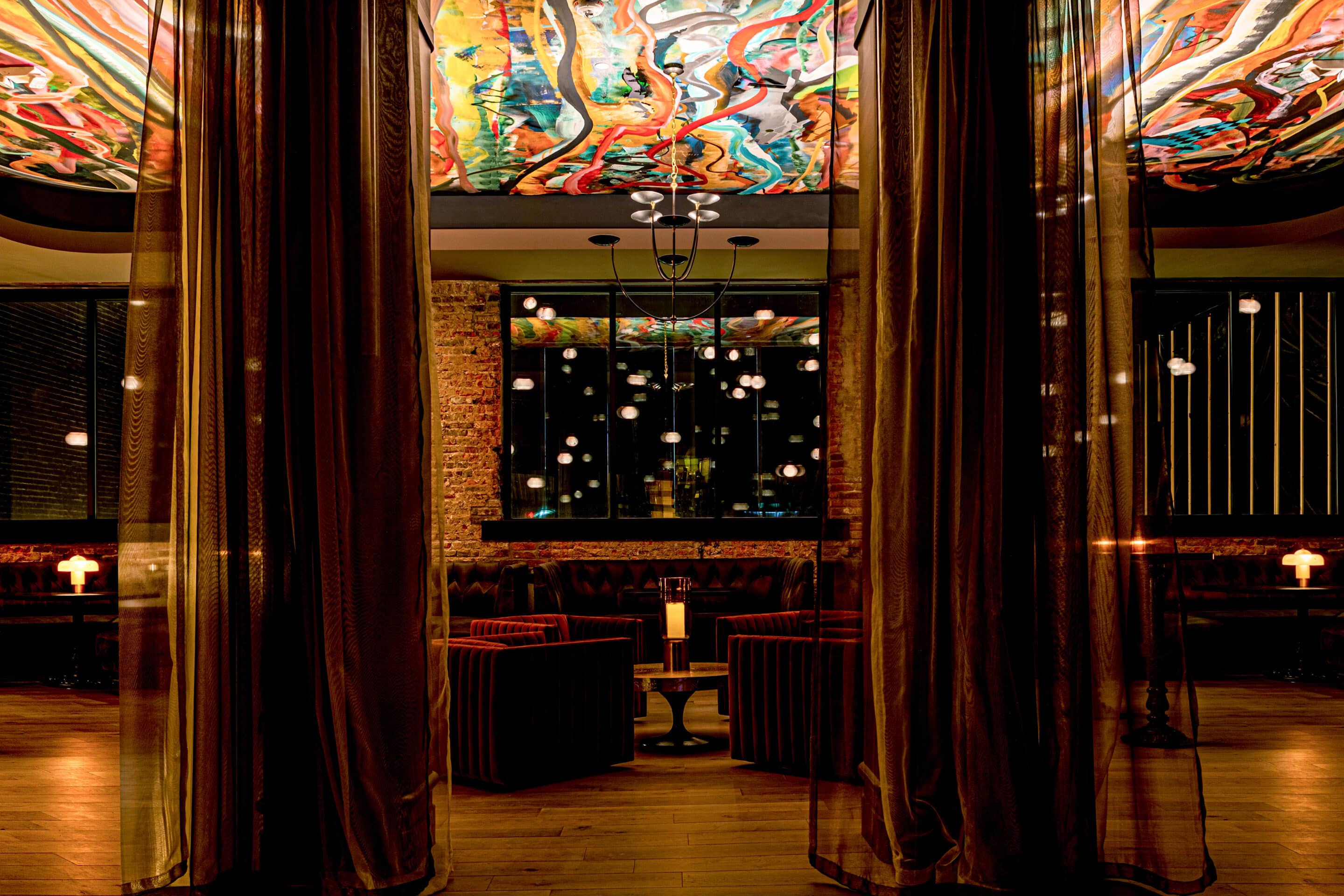 Knowledge Bar and Social Room