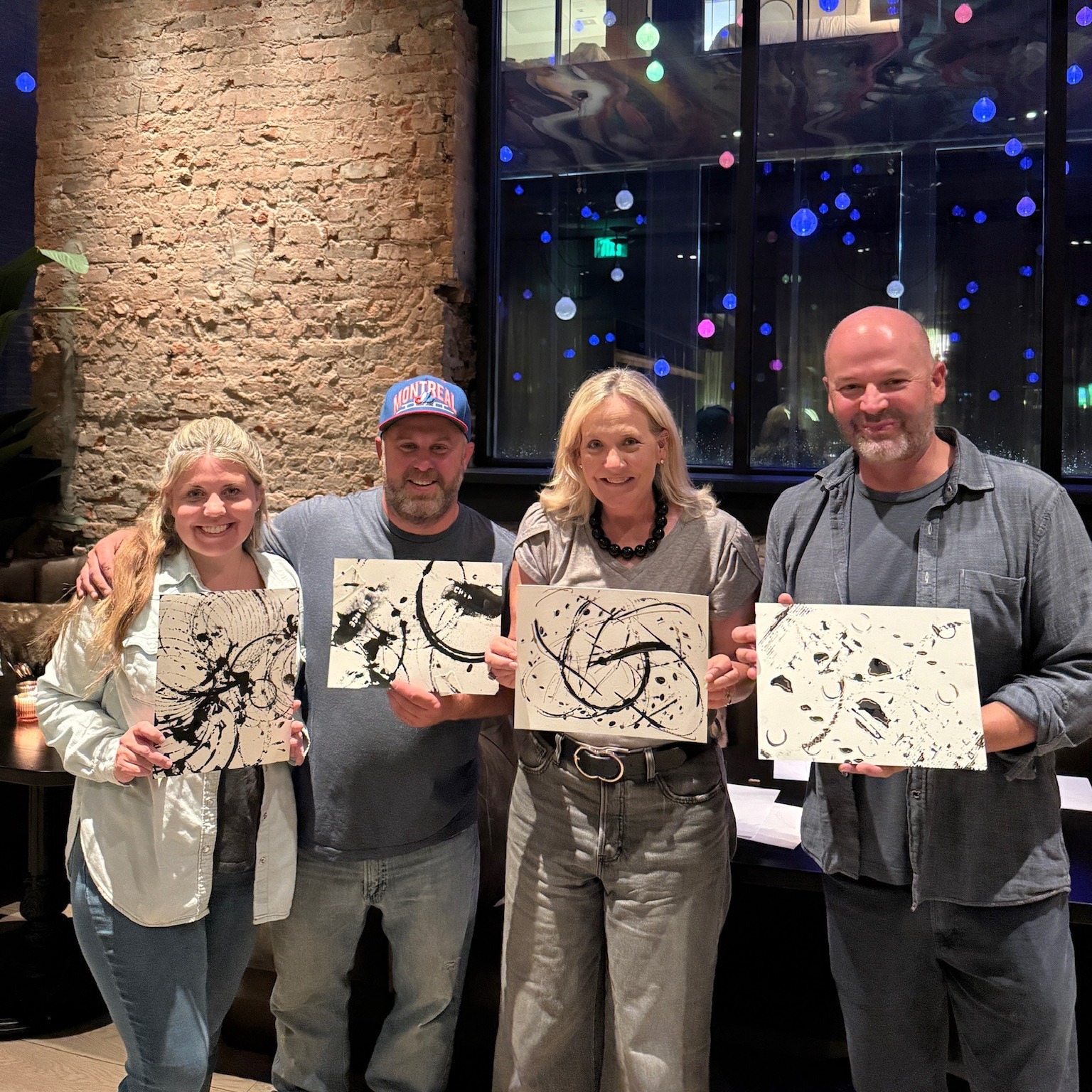 Knowledge Bar and Social Room